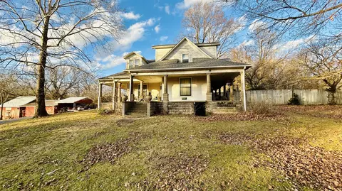 22539 Lawrence 1040, Pierce City, MO 65723