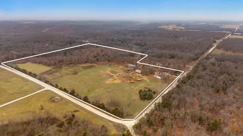 940 E 482nd Rd, Bolivar, MO 65613