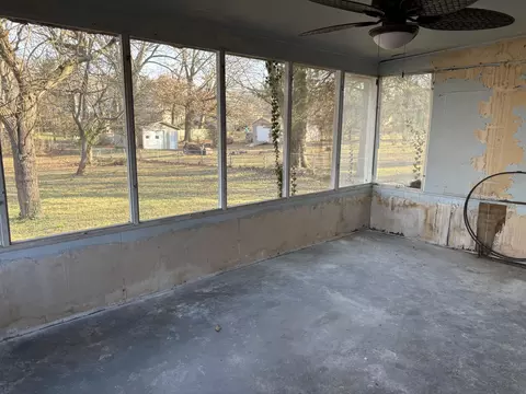 846 S Barnes Ave, Springfield, MO 65802 photo 13