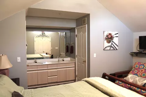 Bedroom - 79 Anglers Pointe #5, Branson, MO 65616 photo 5 of 7