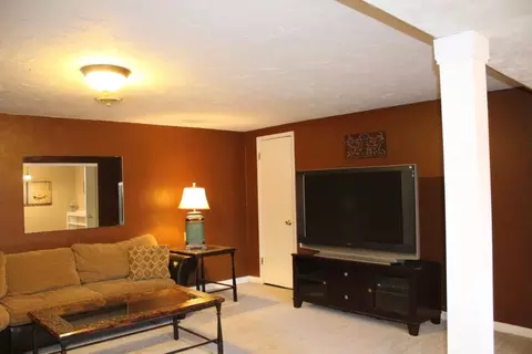 2916 S Chantilly Ln, Springfield, MO 65804 photo 46
