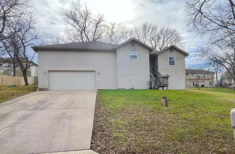 134 Wright Rd, Reeds Spring, MO 65737