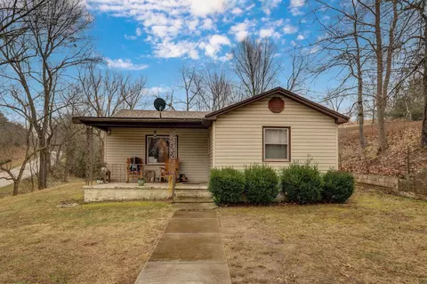 300 Lane Branch Rd, Crane, MO 65633