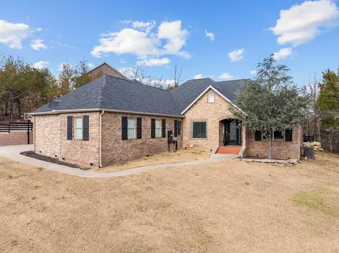 109 Cottonwood Cir, Branson, MO 65616