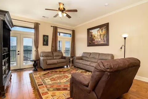Living - 43 Songbird Cir #1, Branson, MO 65616 photo 1 of 3