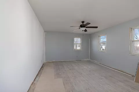 Bedroom - 259 E Jefferson St, Marshfield, MO 65706 photo 1 of 11