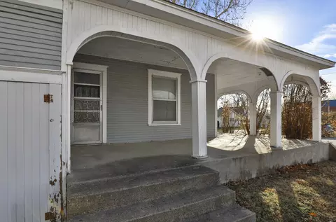 Exterior - 259 E Jefferson St, Marshfield, MO 65706 photo 8 of 11