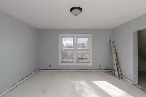 Bedroom - 259 E Jefferson St, Marshfield, MO 65706 photo 4 of 11
