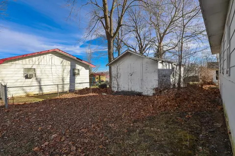 Exterior - 259 E Jefferson St, Marshfield, MO 65706 photo 10 of 11