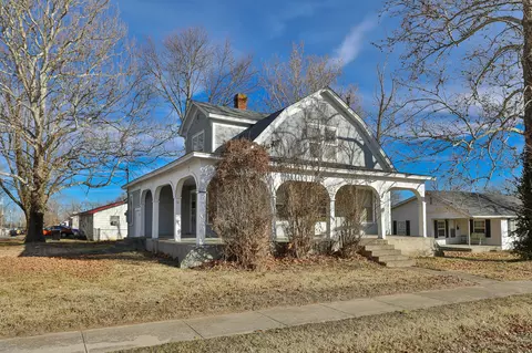 Exterior - 259 E Jefferson St, Marshfield, MO 65706 photo 3 of 11
