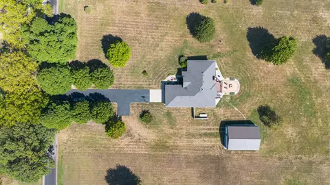 810 Moon Valley Rd, Ozark, MO 65721 photo 3