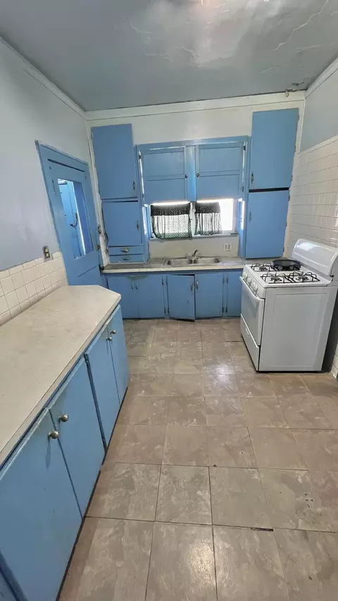 Kitchen - 212 N Central Ave, Monett, MO 65708 photo 1 of 1