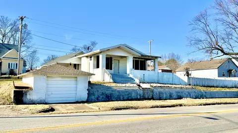 212 N Central Ave, Monett, MO 65708