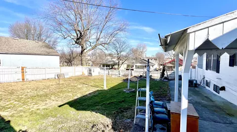 Exterior - 212 N Central Ave, Monett, MO 65708 photo 2 of 4