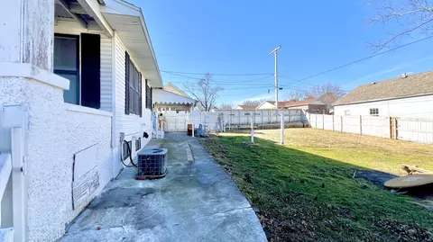 Exterior - 212 N Central Ave, Monett, MO 65708 photo 4 of 4