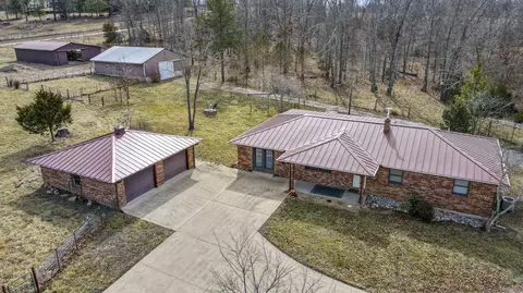 2464 State Route Cc, West Plains, MO 65775
