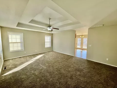 330 W Summit St, Aurora, MO 65605 photo 2