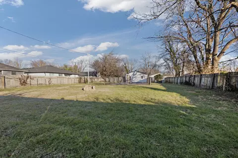 1921 N Lonepine Ave, Springfield, MO 65803 photo 27