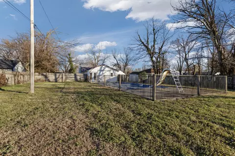 1921 N Lonepine Ave, Springfield, MO 65803 photo 26