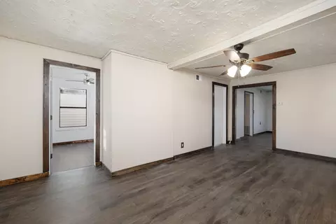 1921 N Lonepine Ave, Springfield, MO 65803 photo 4