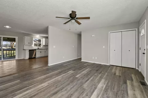 600 S 10th Ave, Ozark, MO 65721 photo 7