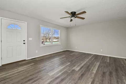 600 S 10th Ave, Ozark, MO 65721 photo 8