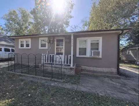 2150 W Chestnut St, Springfield, MO 65802