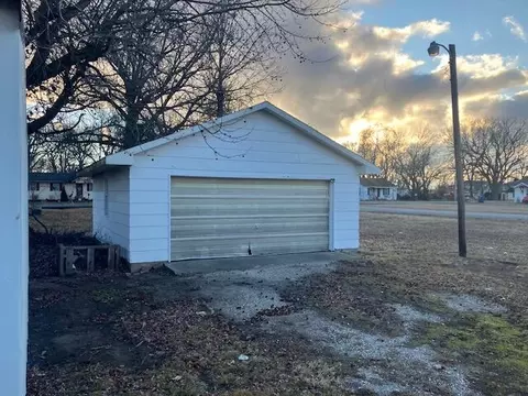 1709 Jackson St, Lamar, MO 64759 photo 8
