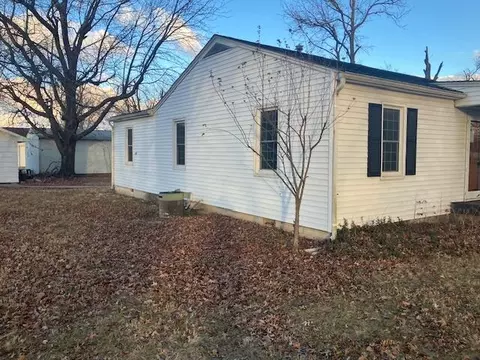 1709 Jackson St, Lamar, MO 64759 photo 2