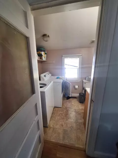 2025 W Walnut St, Springfield, MO 65806 photo 5