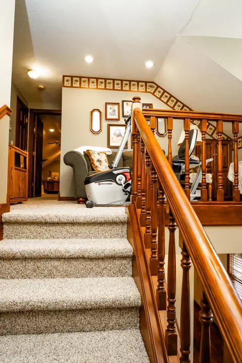 Entry Way - 841 E Hubble Dr, Marshfield, MO 65706 photo 7 of 8