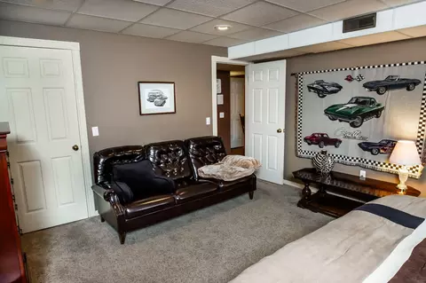 Bedroom - 841 E Hubble Dr, Marshfield, MO 65706 photo 5 of 5