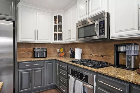 1630 N Waterstone Ave, Springfield, MO 65802 photo 19