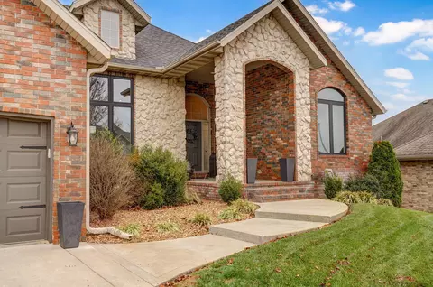 1630 N Waterstone Ave, Springfield, MO 65802 photo 4