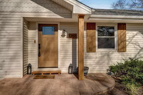 1205 E Samuel J St, Ozark, MO 65721 photo 3