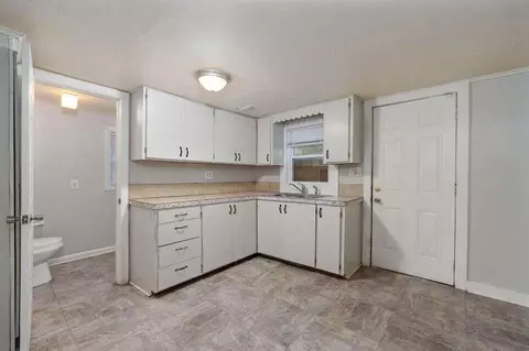 Other - 906 E Garfield St, Springfield, MO 65803 photo 4 of 6