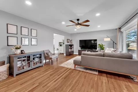 514 S Prince Ln, Springfield, MO 65802 photo 2