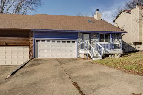 Exterior - 4445 S Robberson Ave, Springfield, MO 65810 photo 7 of 8