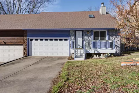 4445 S Robberson Ave, Springfield, MO 65810
