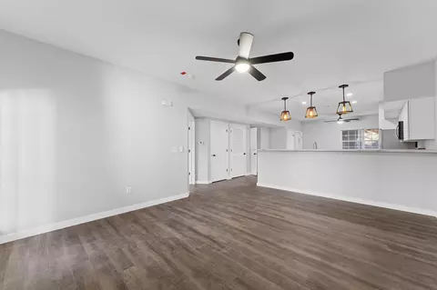 Living - 2800 Green Mountain Drive Dr #111, Branson, MO 65616 photo 4 of 4