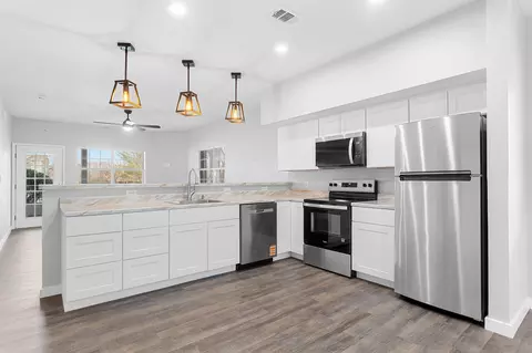 Kitchen - 2800 Green Mountain Dr #112, Branson, MO 65616 photo 1 of 2