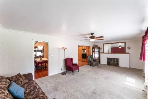 Living - 1719 N Pine St, Nixa, MO 65714 photo 1 of 3