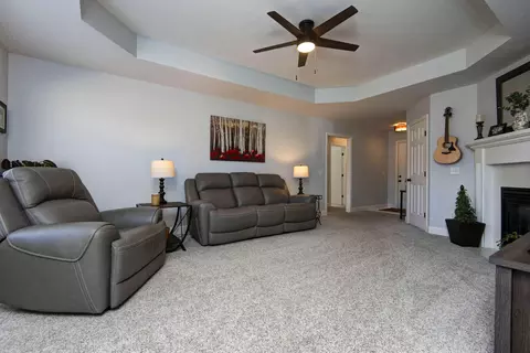 606 N Ellen St, Nixa, MO 65714 photo 5