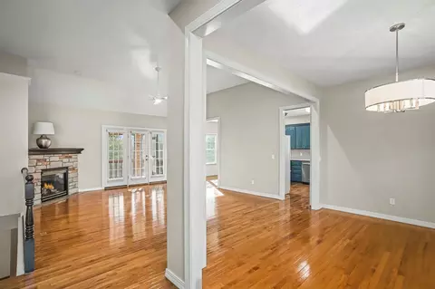 3772 E Chattanooga Dr, Springfield, MO 65809 photo 4