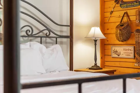 Bedroom - 238 Oakridge Rd, Branson, MO 65616 photo 3 of 7