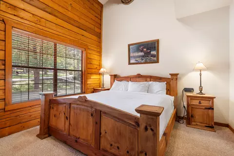 Bedroom - 238 Oakridge Rd, Branson, MO 65616 photo 1 of 7