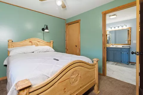 Bedroom - 1288 County Road 334, Tecumseh, MO 65760 photo 3 of 6