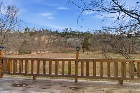 Exterior - 1288 County Road 334, Tecumseh, MO 65760 photo 5 of 10