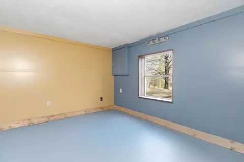 Bedroom - 1288 County Road 334, Tecumseh, MO 65760 photo 6 of 6