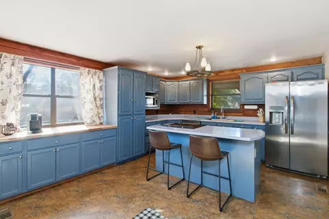 Kitchen - 1288 County Road 334, Tecumseh, MO 65760 photo 1 of 3